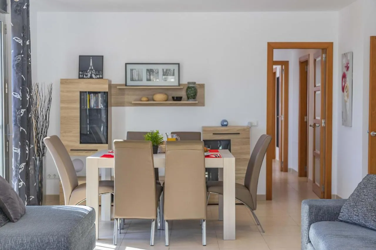 Apartamento Bellavista Puerto 2B カラ・ラトハダ 0*,